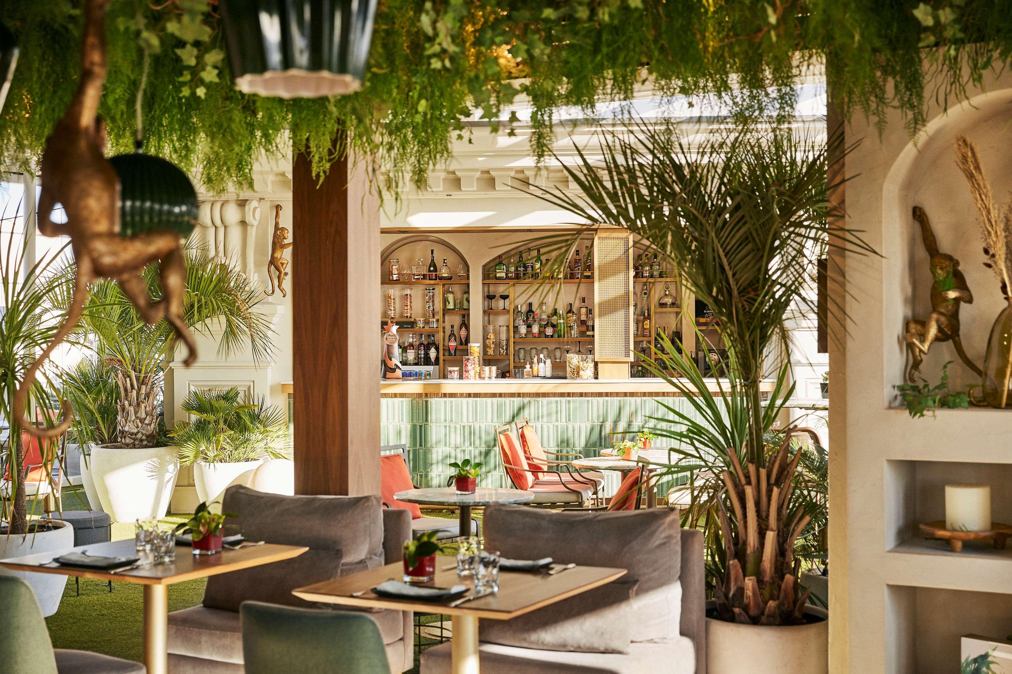 Hyatt Centric Gran Via Madrid Hotel Kültér fotó The Bar