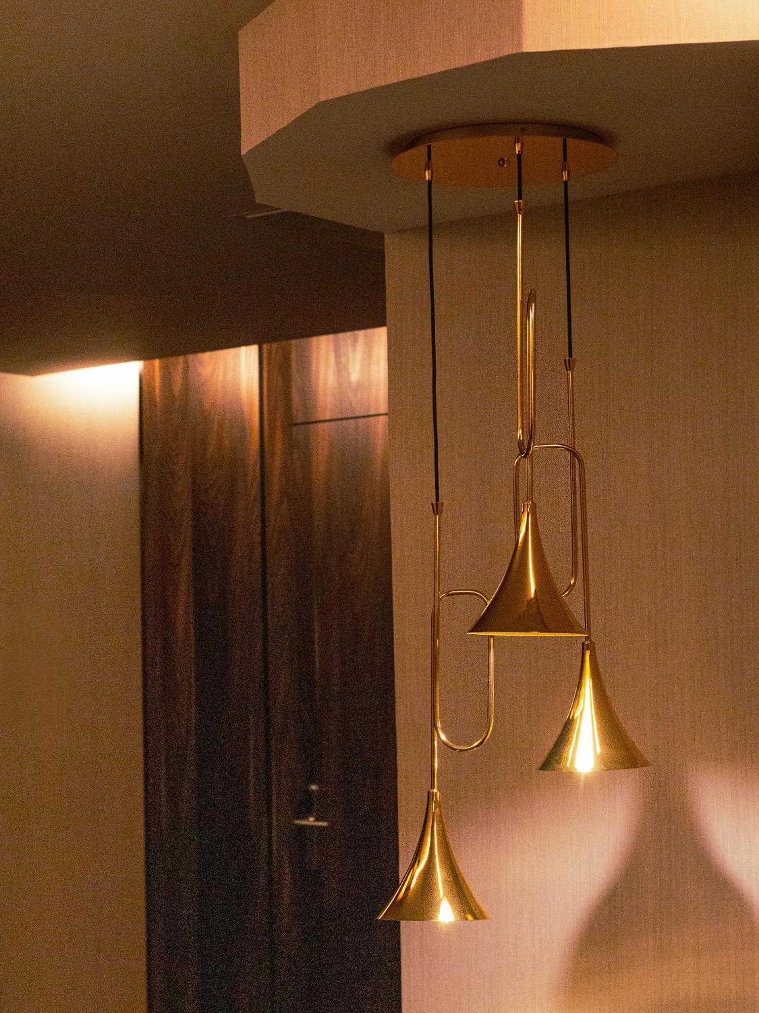 Hyatt Centric Gran Via Madrid Hotel Kültér fotó A contra-trombone